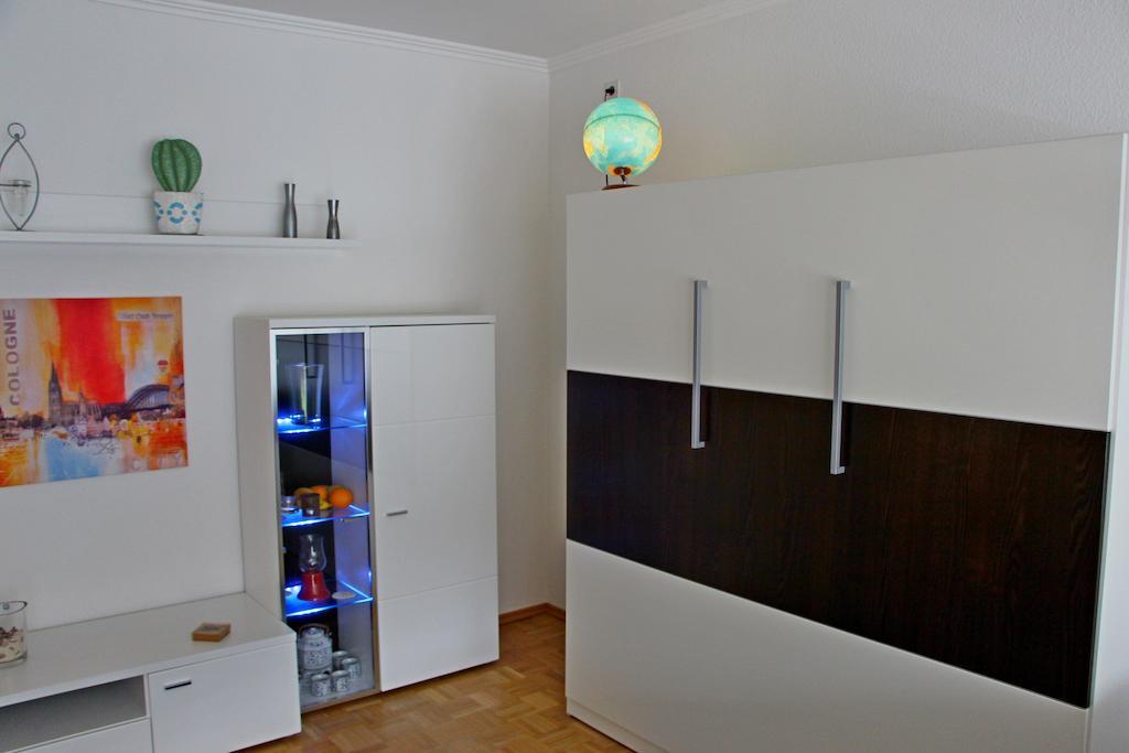 Ferienwohnung Bad Neuenahr Zimmer foto